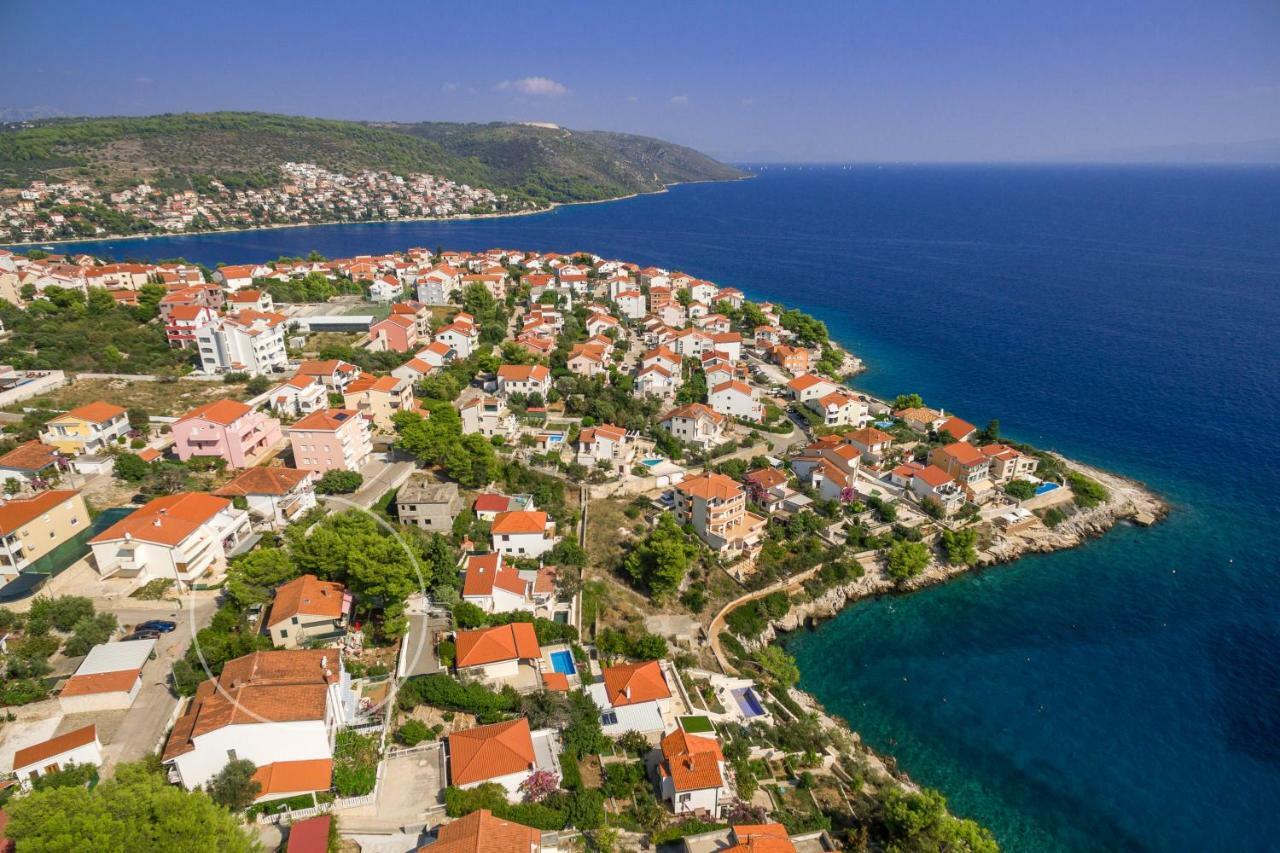 Holiday Home Barbara Trogir Exteriér fotografie